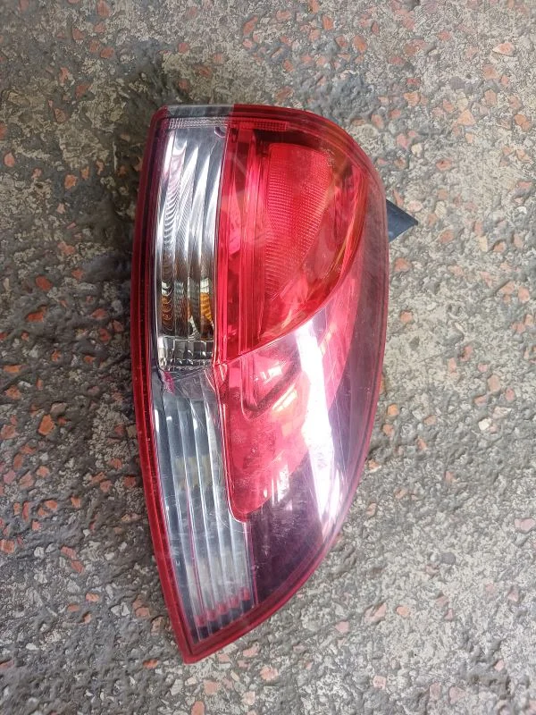 Renault Clio 4 Steyjın Sağ Dış Stop Çıkma Orjinal