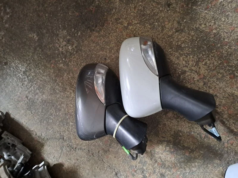 Renault Clio 4 Sol Ayna Çıkma Orijinal