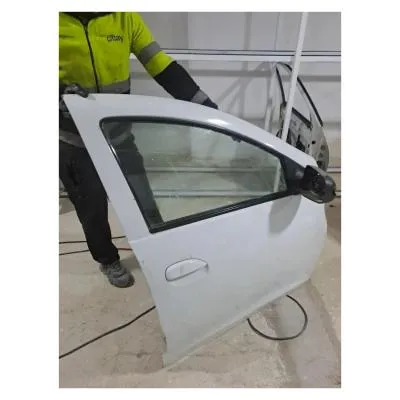 Renault Symbol 4 Sağ Ön Kapı Çıkma Orijinal