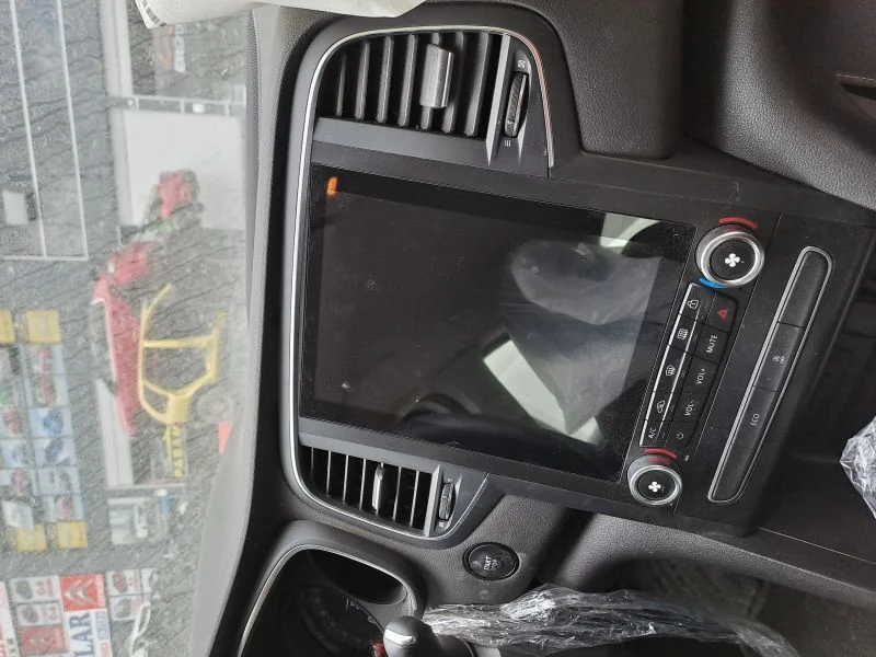 Renault Megane 4 Tesla Ekran Çıkma Orijinal
