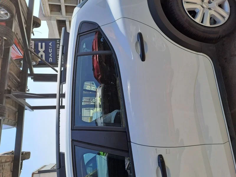 Dacia Sandero 2023 Sol Arka Kapı Çıkma Orijinal
