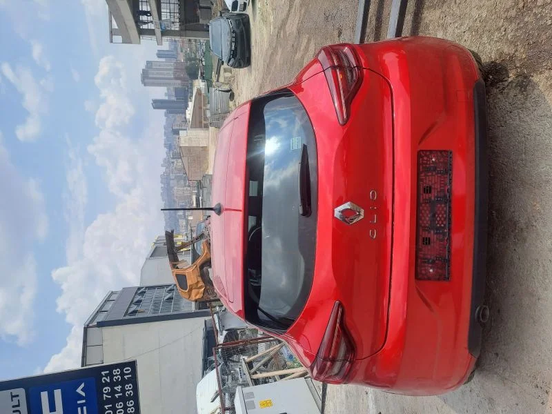 Renault Clio 5 Bagaj Kapağı Çıkma Orijinal