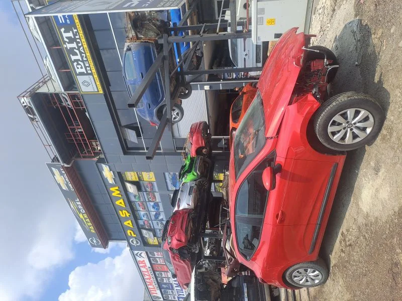 Renault Clio 5 1.0 TCE Otomatik Bütün Parçaları Mevcuttur Çıkma Orijinal