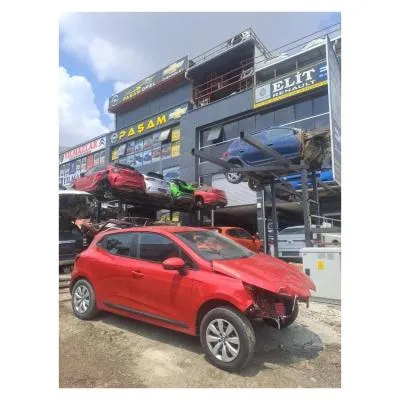 Renault Clio 5 1.0 TCE Otomatik Bütün Parçaları Mevcuttur Çıkma Orijinal