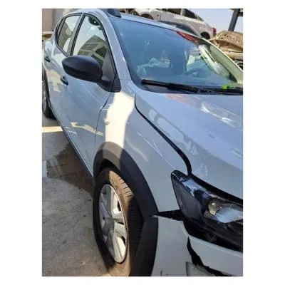 Dacia Sandero 2023 Sağ Ön Çamurluk Çıkma Orijinal