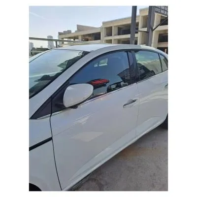 Renault Megane 4 Sol Ön Kapı Çıkma Orijinal