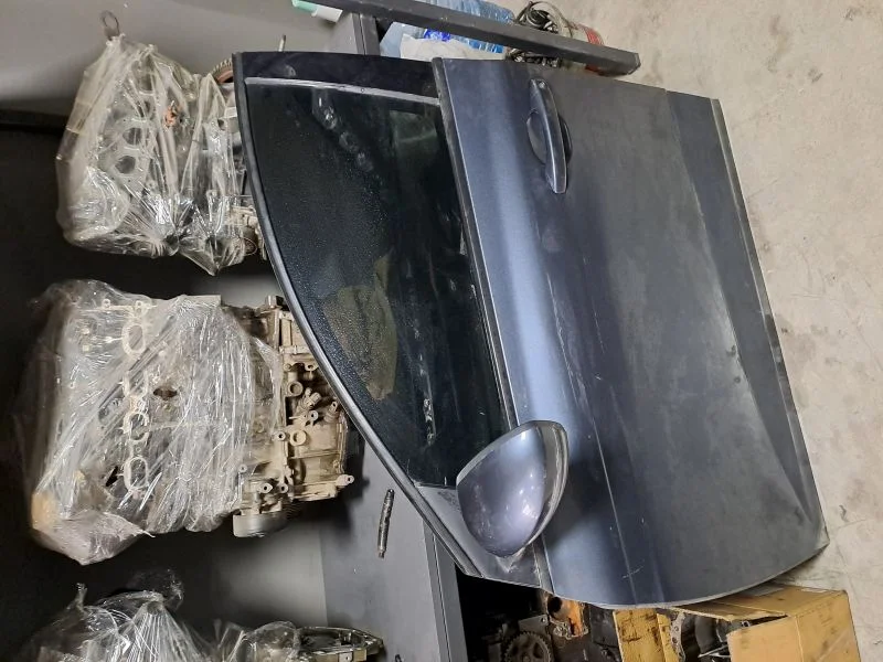 Renault Megane 4 Sol Ön Kapı Çıkma Orijinal
