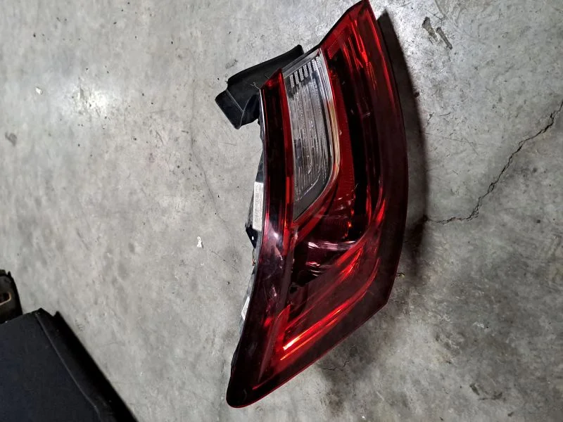 Renault Megane 4 Sol Dış Stop Çıkma Orijinal