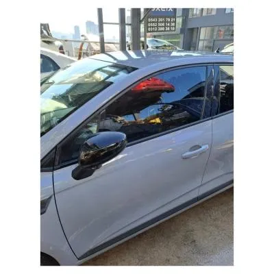 Renault Clio 5 Sol Ön Kapı Çıkma Orijinal