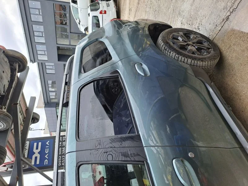 Dacia Duster 2024 Sol Arka Kapı Çıkma Orijinal