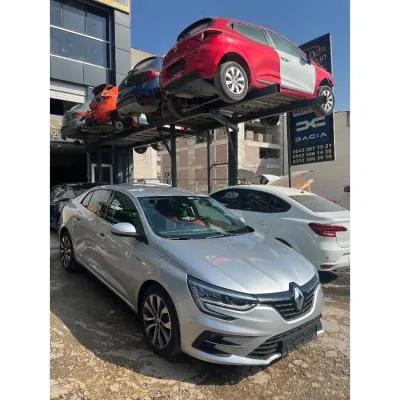 Renault Megane 2025 1.3 Tce Çıkma Parçaları Mevcuttur 