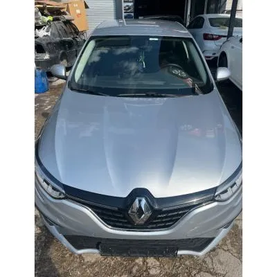 Renault Megane 4 Ön Kaput Çıkma 