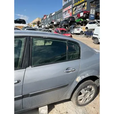 Renault Megane 2 Sol Arka Kapı Çıkma 