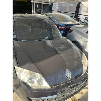 Renault Laguna 3 Kaput Çıkma