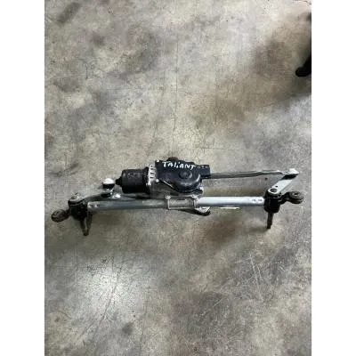 Renault Taliant Cam Silgi Motoru Çıkma