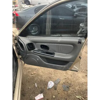 Renault Laguna 1 Sağ Kapı Döşemesi Çıkma