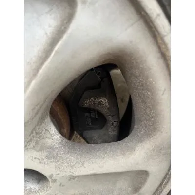 Renault Laguna 1 Volvo Motor Sol Arka Fren Kaliperi Çıkma 