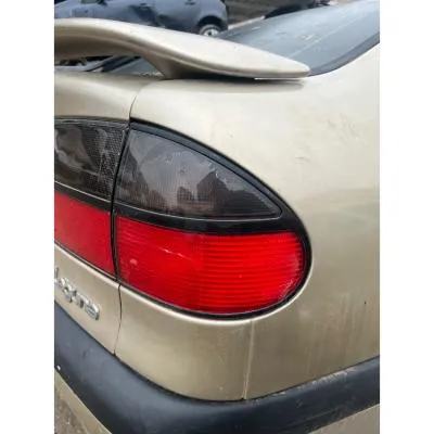 Renault Laguna 1 Sağ Dış Stop Çıkma