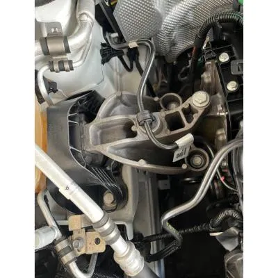 Renault Clio 5 1.0 SCE Motor Sağ Motor Kulağı Çıkma