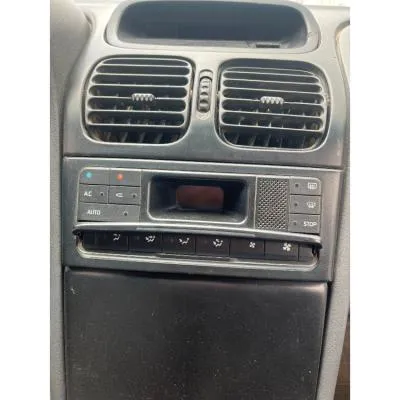 Renault Laguna 1 Volvo Motor Dijital Klima Paneli Çıkma