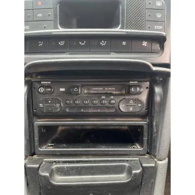 Renault Laguna 1 Teyp Çıkma Orijinal 