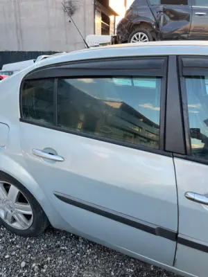 Renault Megane 2 Sağ Arka Kapı Çıkma
