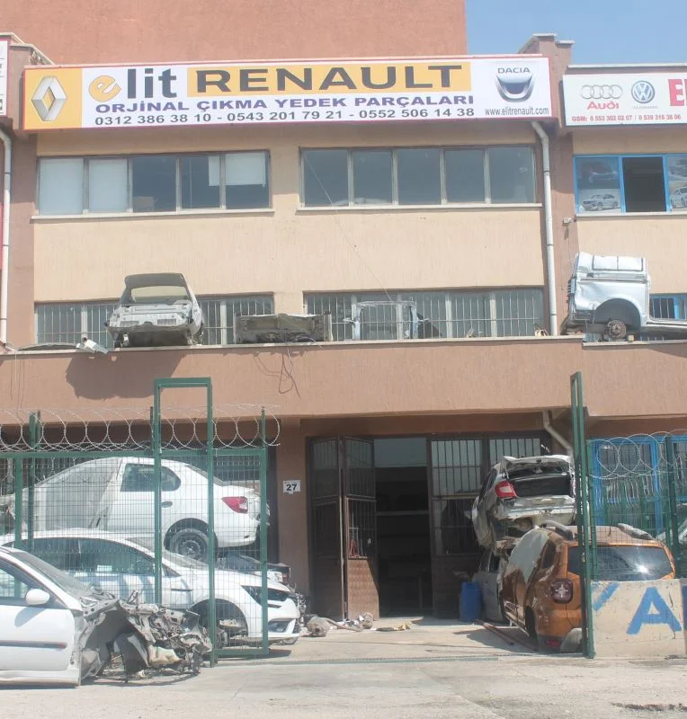 RENO çıkma kaput, RENO çıkma şanzıman ve parçaları, RENO çıkma motor ve parçaları, RENO çıkma silindir kapağı, RENO çıkma direksiyon pompası, RENO çıkma far, RENO çıkma tampon RENO çıkma kapı, RENO çıkma far, RENO çıkma stop, RENO çıkma jant, RENO çıkma tabla, RENO çıkma elektrik tesisatı, RENO çıkma motor tesisatı, RENO çıkma marş dinamosu, RENO çıkma şarz dinamosu, RENO çıkma bobin, RENO çıkma enjektör, RENO çıkma karbüratör, RENO çıkma şamandıra , RENO çıkma yakıt pompas
