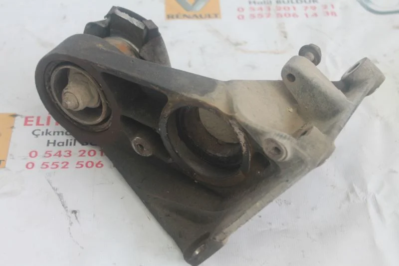 Renault Laguna 1 Volvo Motor Akis Kulağı Çıkma Orjinal