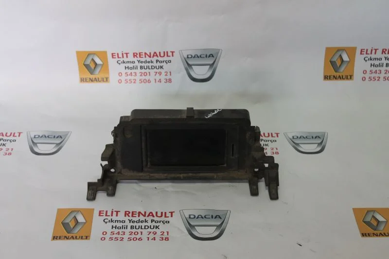 Renault Latitude Teyp Ekranı Çıkma Orjinal