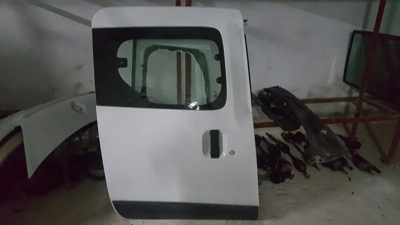 Dacia Dokker Sağ Sürgülü Kapı Hatasız Beyaz Çıkma Orjinal