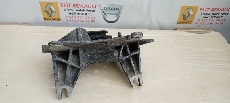 Renault Megane 4 Sol Şanzıman Kulağı Çıkma Orjinal