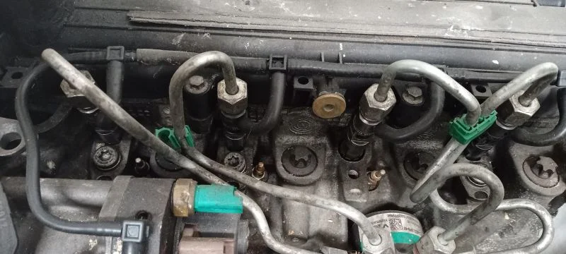 Renault Clio Arkadan Marşlı 1.5 Dizel Enjektör Çıkma Orijinal