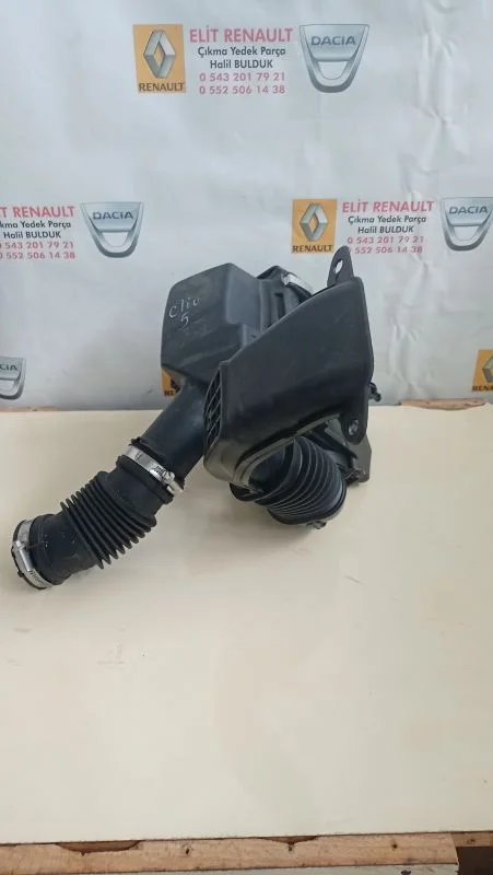 Renault Clio 5 1.0 TCE Hava Filtresi Çıkma Orjinal